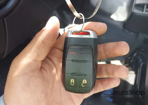 2019 Ram 2500 Tradesman 4X2 8' Box from USA, damaged, VIN 3C6UR4HJ6KG684442